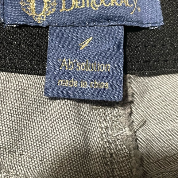 Democracy Jeans size 4 NWT - Picture 7 of 9